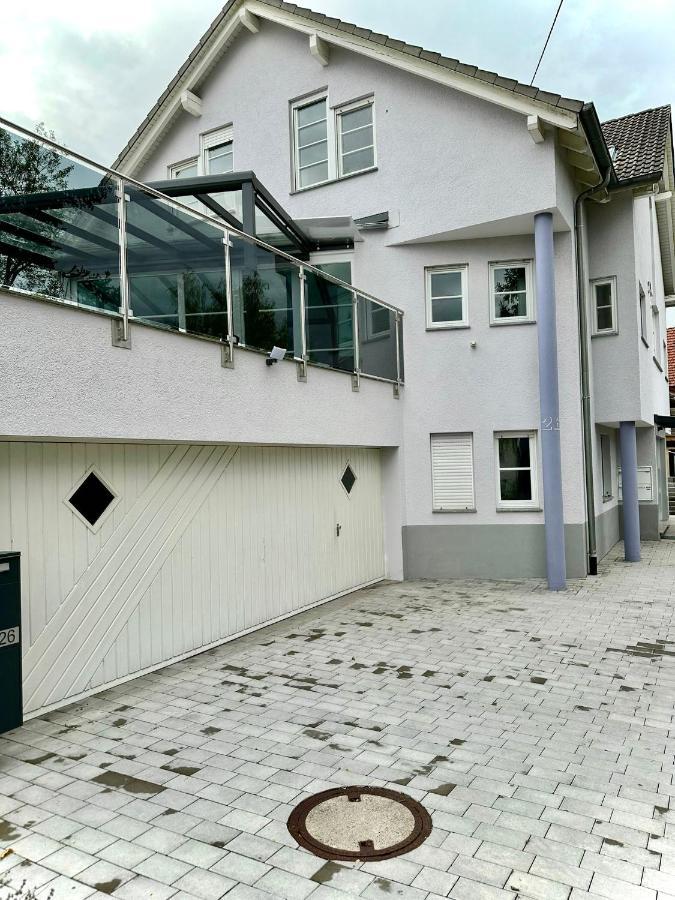 Flexible, Schoene Und Gut Aussehende Feriensuite Ройтлинген Екстериор снимка